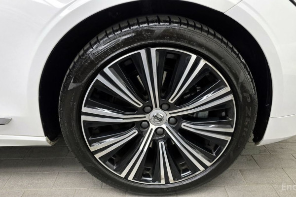 2021 Volvo S90 с пробегом 18 709 км