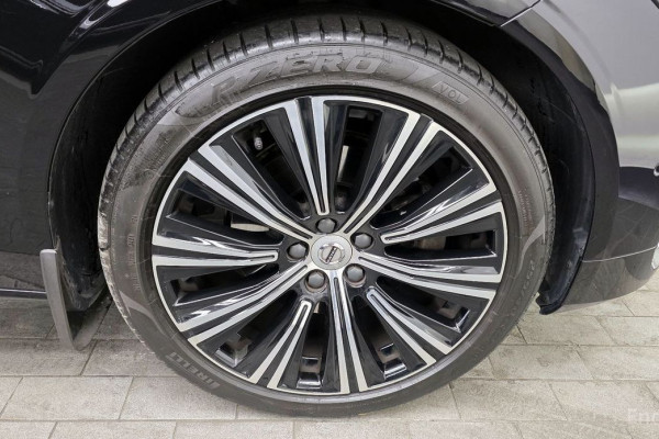 2022 Volvo S90 с пробегом 23 885 км