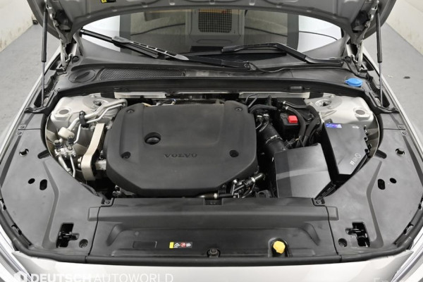 2023 Volvo S90 с пробегом 63 975 км