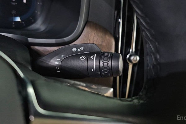 2023 Volvo S90 с пробегом 48 607 км