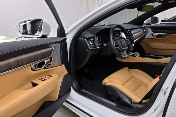 2021 Volvo S90 с пробегом 18 709 км