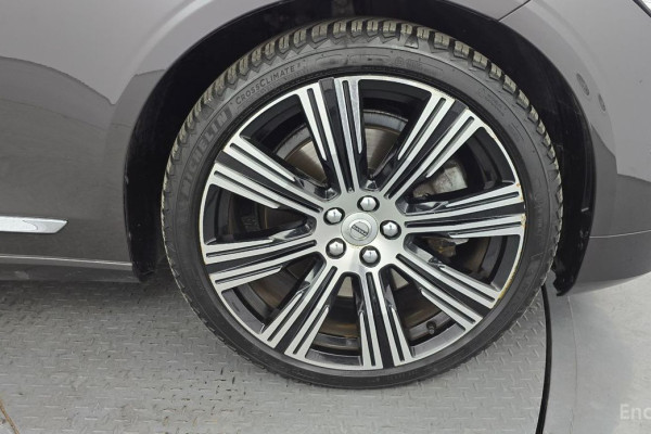 2022 Volvo S90 с пробегом 108 853 км