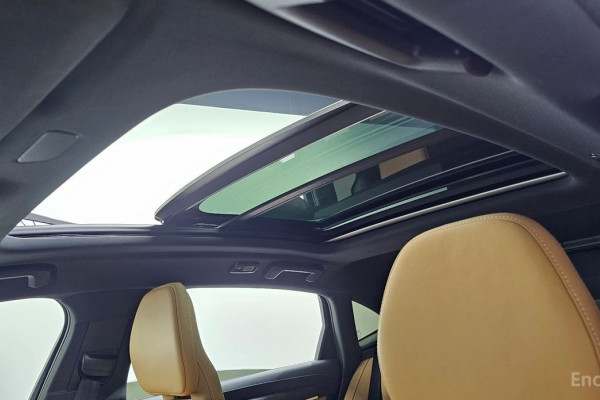 2023 Volvo S90 с пробегом 48 607 км