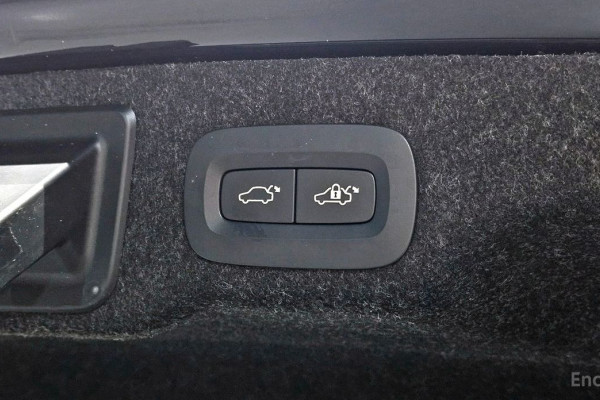 2023 Volvo S90 с пробегом 60 109 км