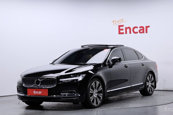 2023 Volvo S90 с пробегом 30 012 км