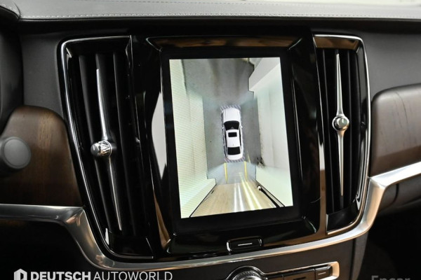 2023 Volvo S90 с пробегом 63 975 км