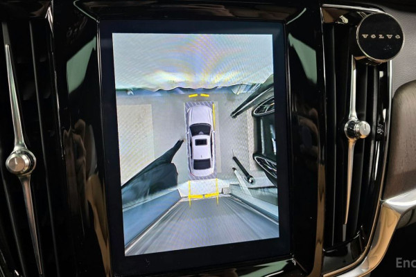 2021 Volvo S90 с пробегом 18 709 км