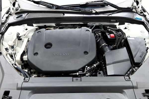 2022 Volvo S90 с пробегом 64 163 км