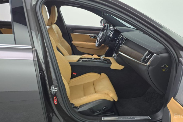 2022 Volvo S90 с пробегом 108 853 км