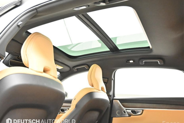 2023 Volvo S90 с пробегом 63 975 км