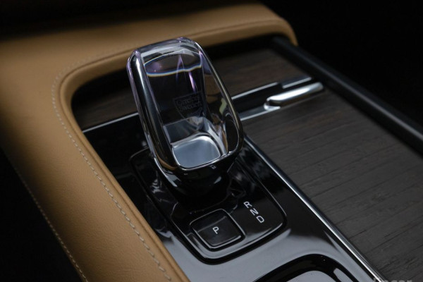 2023 Volvo S90 с пробегом 60 831 км