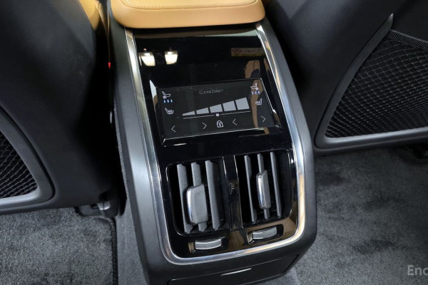 2022 Volvo S90 с пробегом 23 885 км