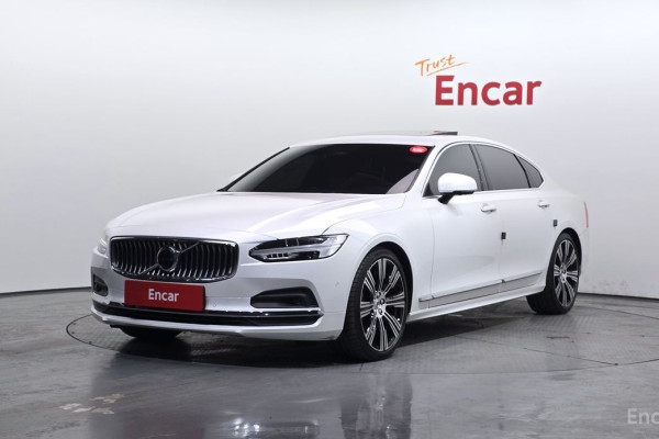 2022 Volvo S90 с пробегом 43 649 км