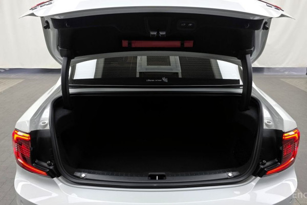 2021 Volvo S90 с пробегом 18 709 км