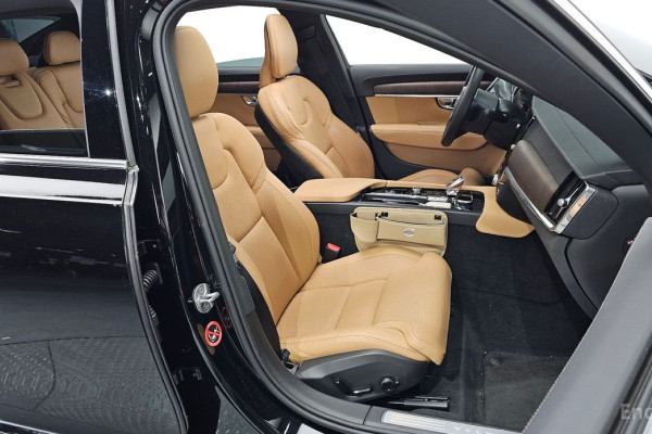 2023 Volvo S90 с пробегом 30 012 км
