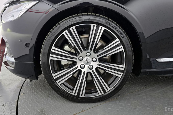 2022 Volvo S90 с пробегом 37 138 км