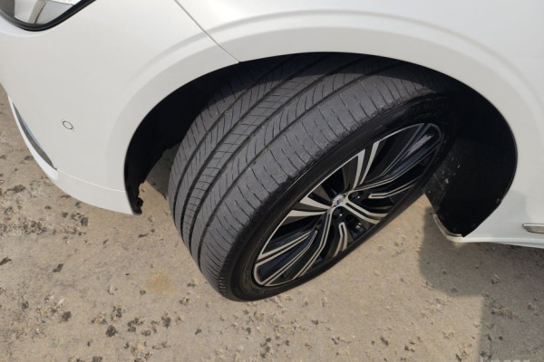 2022 Volvo S90 с пробегом 59 504 км