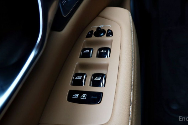 2022 Volvo S90 с пробегом 64 163 км