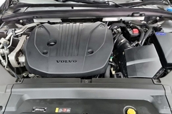 2022 Volvo S90 с пробегом 87 000 км