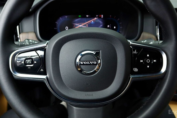 2022 Volvo S90 с пробегом 64 163 км