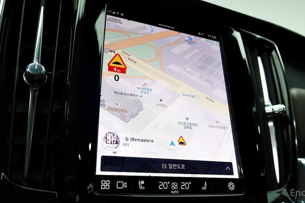 2022 Volvo S90 с пробегом 64 163 км