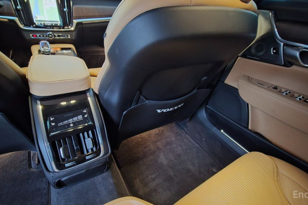 2023 Volvo S90 с пробегом 34 000 км
