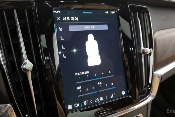 2022 Volvo S90 с пробегом 43 649 км