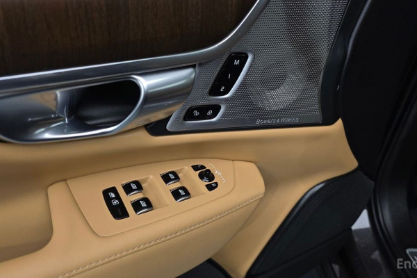 2022 Volvo S90 с пробегом 44 452 км