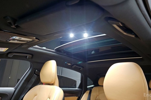 2023 Volvo S90 с пробегом 35 033 км