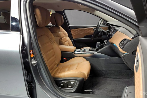 2022 Renault Samsung SM6 с пробегом 45 964 км