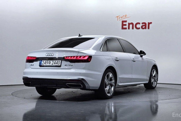 2021 Audi A4 с пробегом 45 768 км