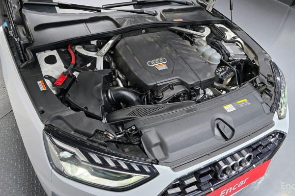 2021 Audi A4 с пробегом 45 768 км