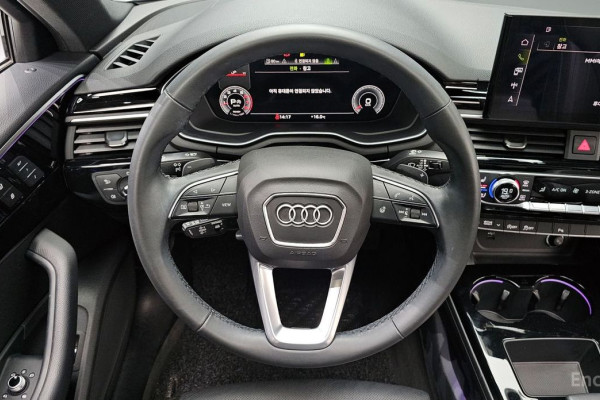 2021 Audi A4 с пробегом 45 768 км