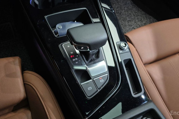 2021 Audi A4 с пробегом 15 097 км