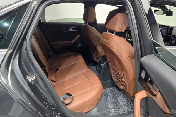 2021 Audi A4 с пробегом 15 097 км