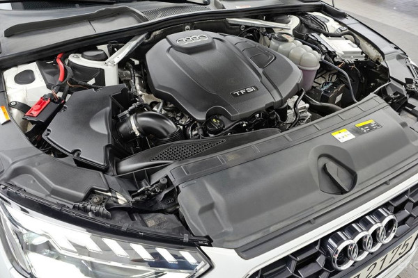 2021 Audi A4 с пробегом 69 349 км