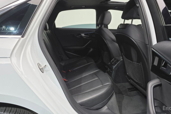 2021 Audi A4 с пробегом 104 209 км