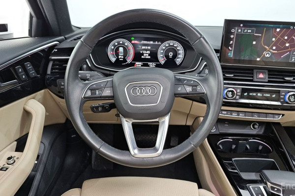 2021 Audi A4 с пробегом 46 626 км