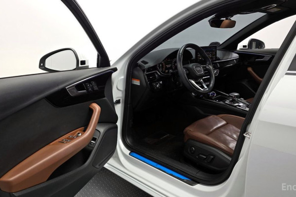 2021 Audi A4 с пробегом 31 835 км