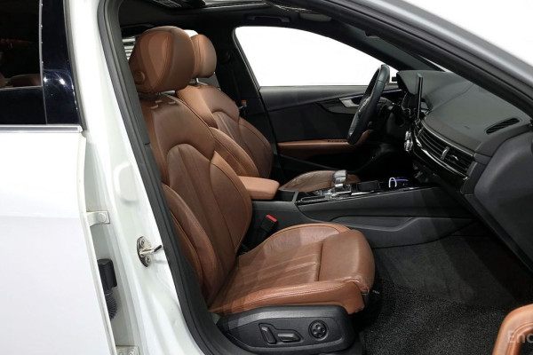 2021 Audi A4 с пробегом 31 835 км