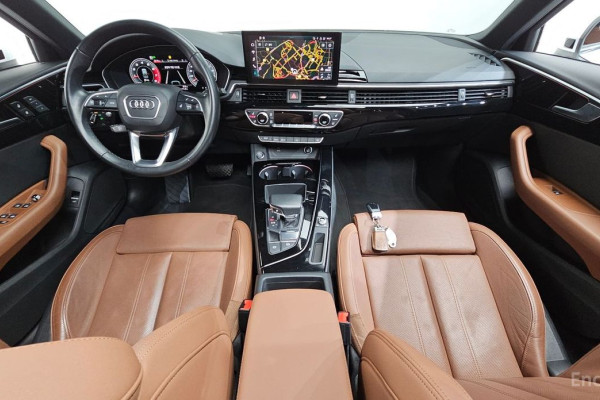 2021 Audi A4 с пробегом 70 624 км