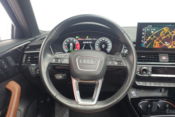 2021 Audi A4 с пробегом 70 624 км