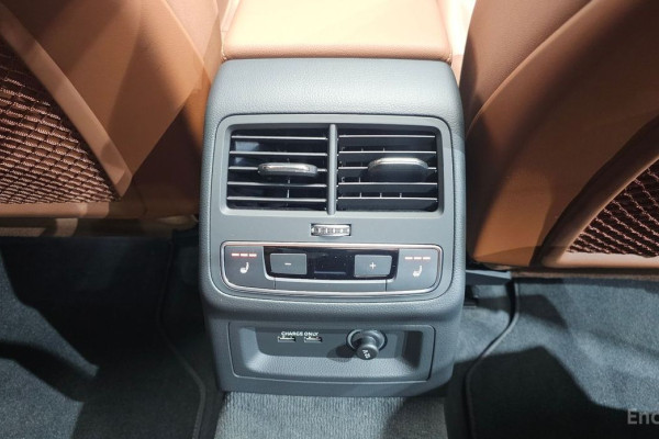 2021 Audi A4 с пробегом 70 624 км