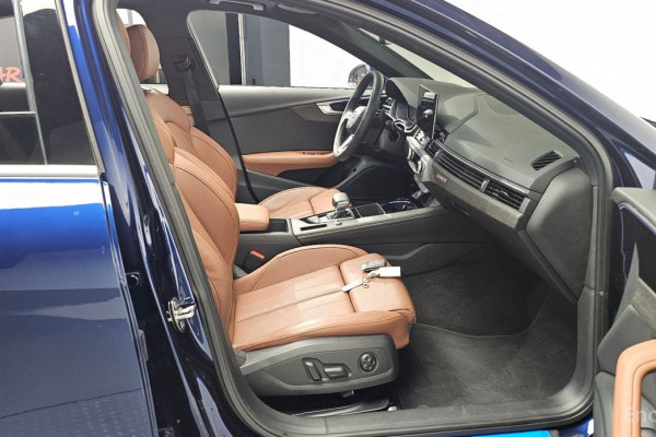 2023 Audi A4 с пробегом 17 325 км