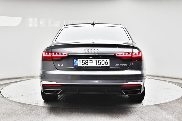 2021 Audi A4 с пробегом 74 097 км