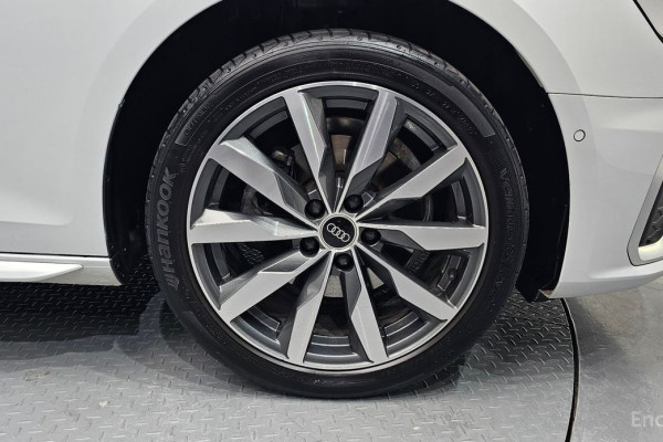 2023 Audi A4 с пробегом 27 717 км