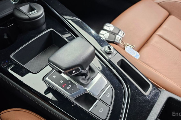 2021 Audi A4 с пробегом 42 190 км