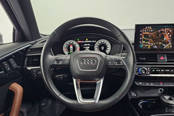 2021 Audi A4 с пробегом 42 190 км