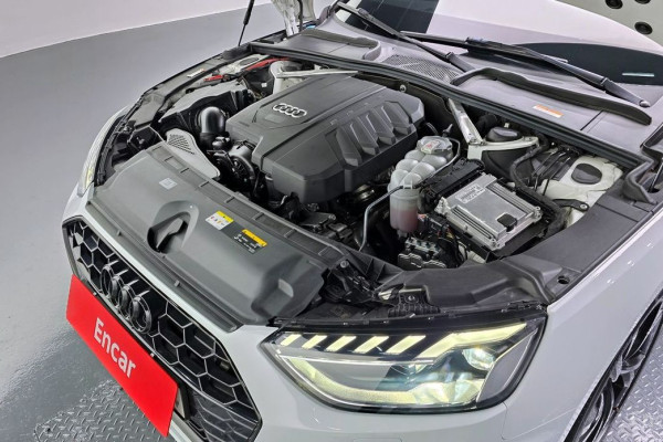 2022 Audi A4 с пробегом 55 288 км