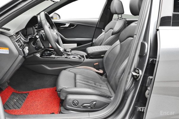 2021 Audi A4 с пробегом 74 097 км